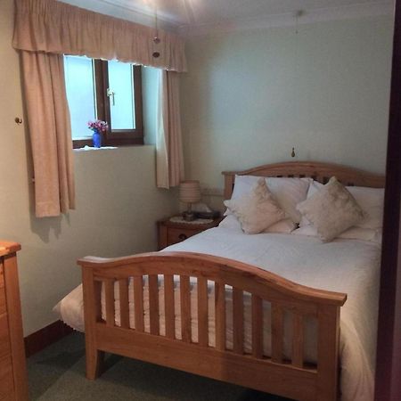 Room In Guest Room - Orchard Manor, Fore Street, Probus, Cornwall Truro Ngoại thất bức ảnh