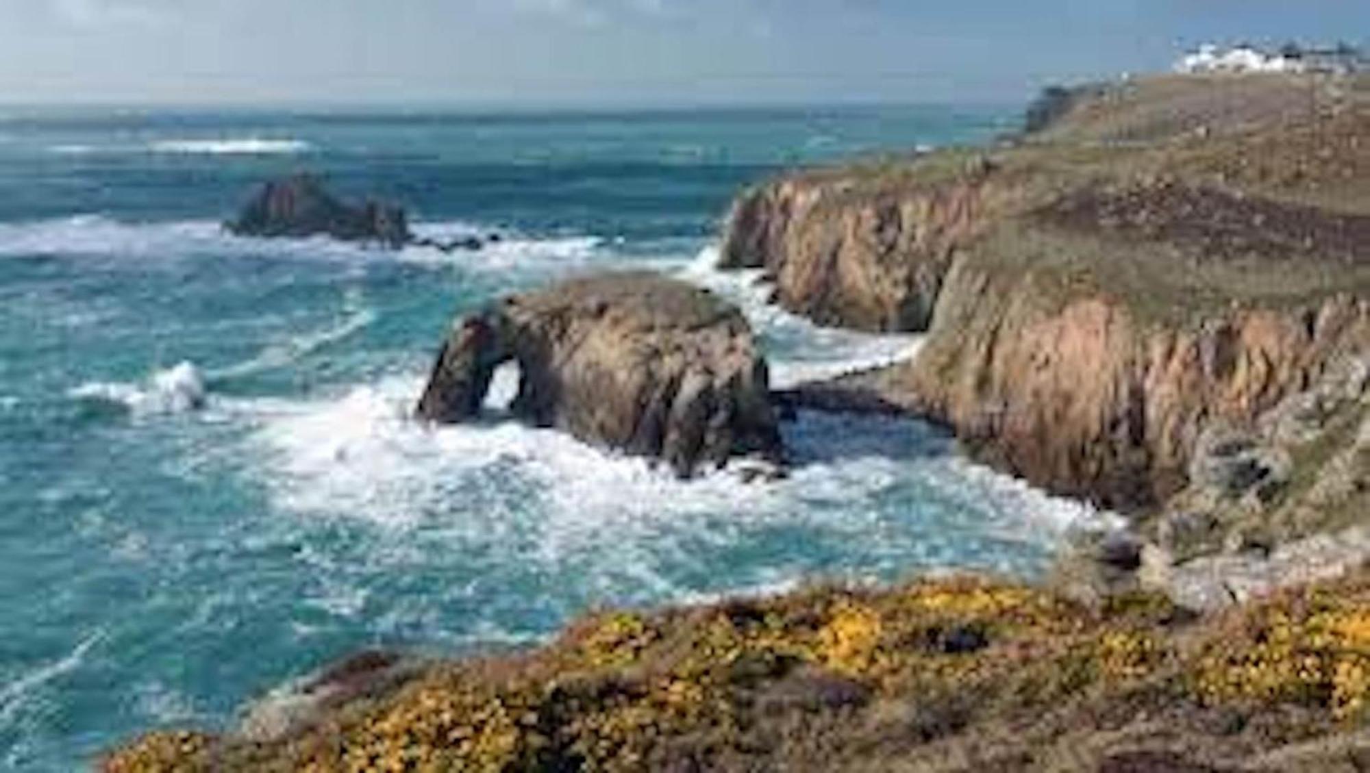 Room In Guest Room - Orchard Manor, Fore Street, Probus, Cornwall Truro Ngoại thất bức ảnh